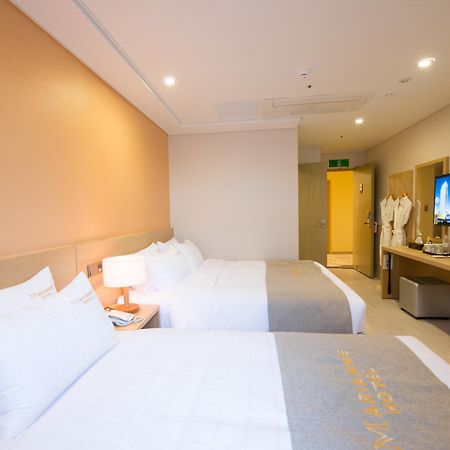 Haeundae Marianne Hotel Busan Exterior photo